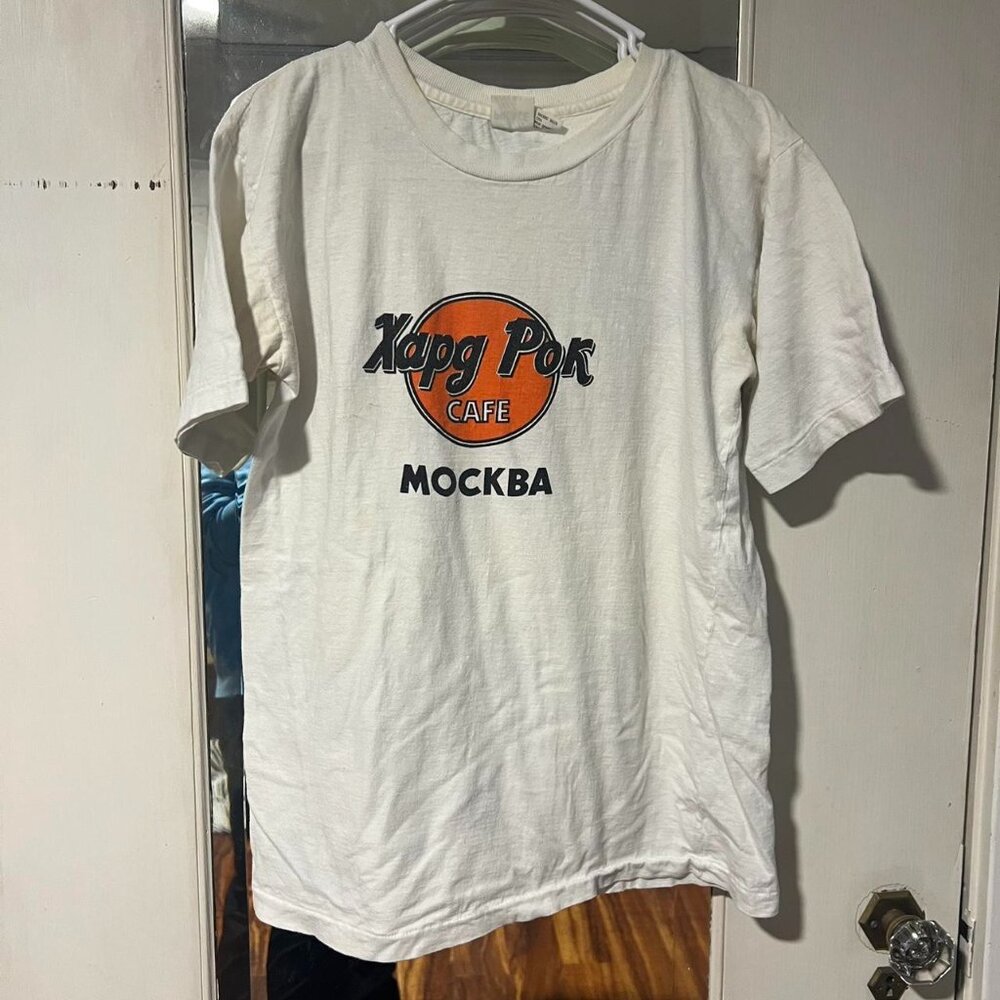 White and purple vintage Russian Hard Rock Cafe t-shirt SINGLE STITCH